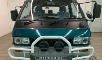 1995 Mitsubishi Delica Starwagon High Roof full