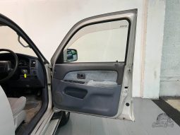 1996 Toyota Hilux Surf SSR-X full