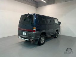 1996 Mitsubishi Delica Star Wagon GLX full