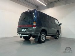 1996 Mitsubishi Delica Star Wagon GLX full