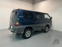 1996 Mitsubishi Delica Star Wagon GLX full