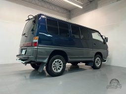 1996 Mitsubishi Delica Star Wagon GLX full