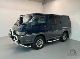 1996 Mitsubishi Delica Star Wagon GLX full