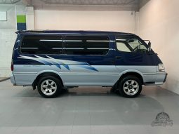 1996 Toyota HiAce Club Field 4WD full