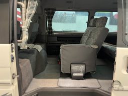 1996 Mitsubishi Delica Active World full