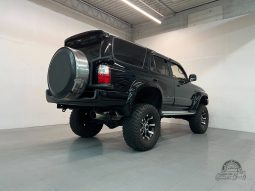 1997 Toyota Hilux Surf SSR-X full