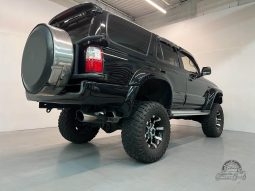 1997 Toyota Hilux Surf SSR-X full