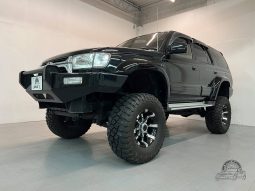 1997 Toyota Hilux Surf SSR-X full