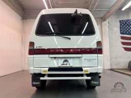 1992 Mitsubishi Delica Exceed Crystal-Lite Roof full