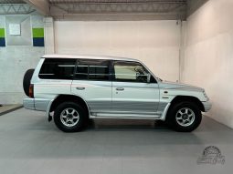 1998 Mitsubishi Pajero Exceed GDI V6 full