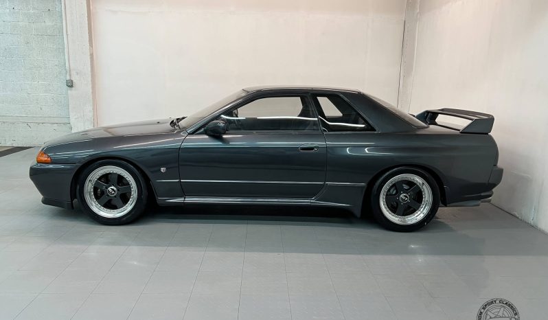 1989 Nissan Skyline GT-R full