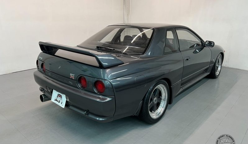 1989 Nissan Skyline GT-R full