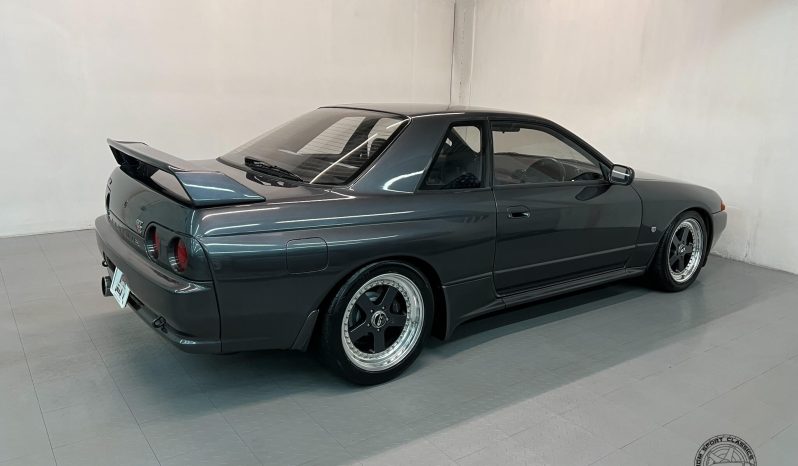 1989 Nissan Skyline GT-R full