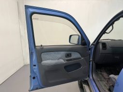 1996 Toyota Hilux Surf SSR-X full