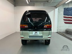 1994 Mitsubishi Delica Super Exceed Crystal-Lite Roof full