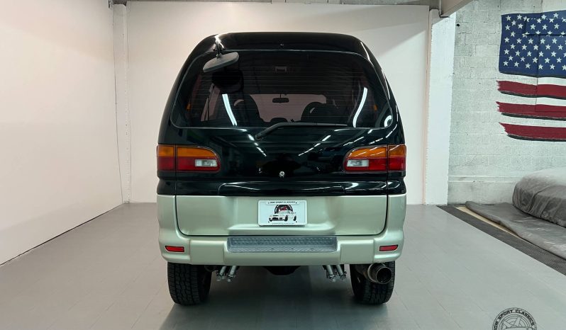 1994 Mitsubishi Delica Super Exceed Crystal-Lite Roof full