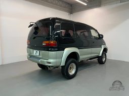 1994 Mitsubishi Delica Super Exceed Crystal-Lite Roof full