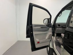 1994 Mitsubishi Delica Super Exceed Crystal-Lite Roof full