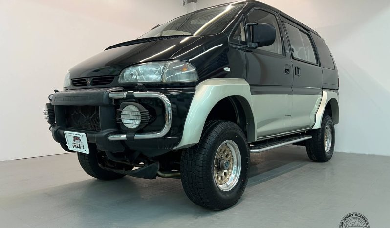 1994 Mitsubishi Delica Super Exceed Crystal-Lite Roof full