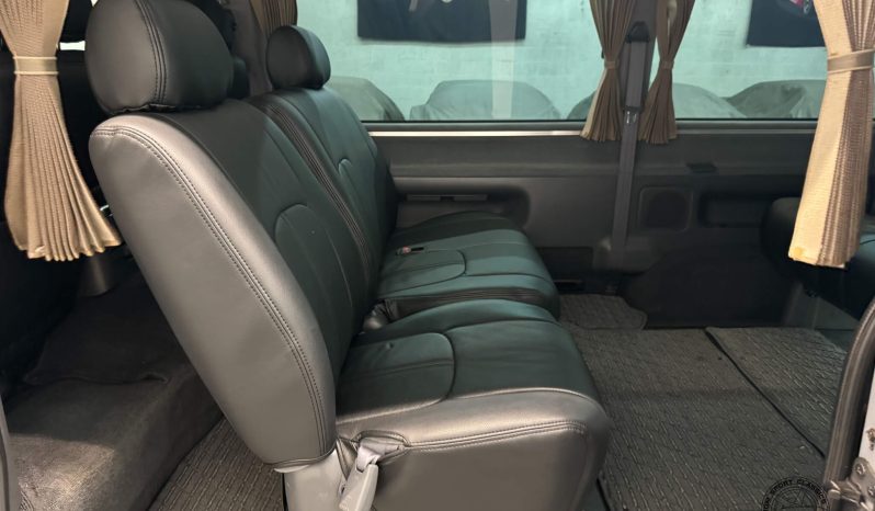 1997 Toyota HiAce Super Custom G full