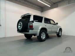 1995 Toyota Hilux Surf SSR-G full