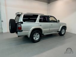 1995 Toyota Hilux Surf SSR-G full