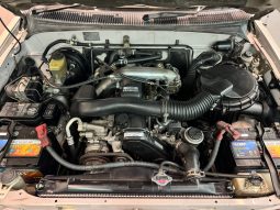 1995 Toyota Hilux Surf SSR-G full