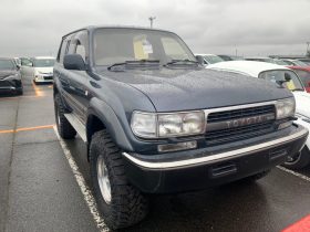 1992 Toyota Land Cruiser VX Limited (Arriving Late April)