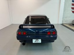 1989 Nissan Skyline GTS-t Type M Sedan full