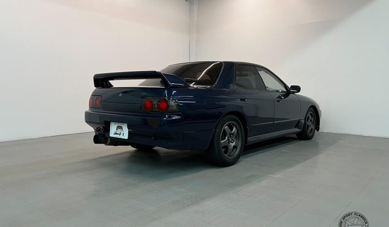 1989 Nissan Skyline GTS-t Type M Sedan full