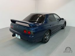 1989 Nissan Skyline GTS-t Type M Sedan full