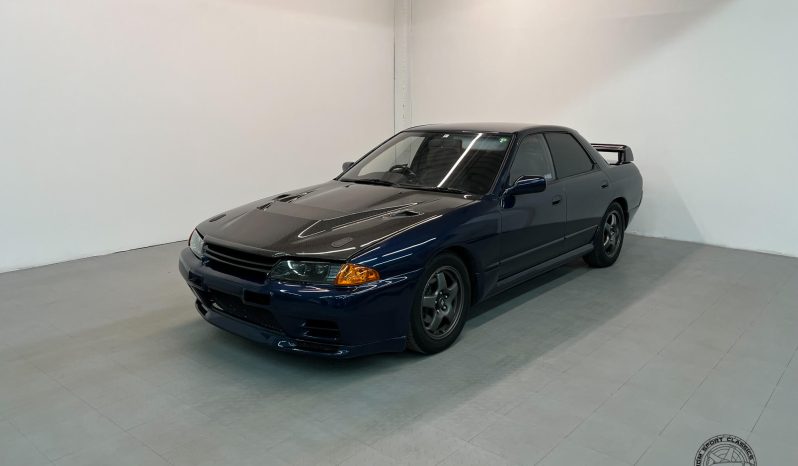 1989 Nissan Skyline GTS-t Type M Sedan full