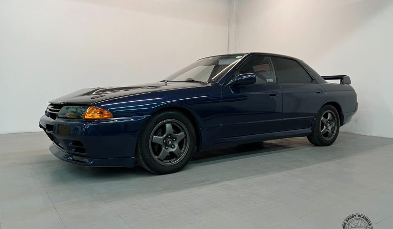 1989 Nissan Skyline GTS-t Type M Sedan full