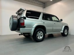 1999 Toyota Hilux Surf SSR-X full