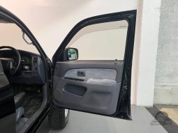 1996 Toyota Hilux Surf SSR-X full