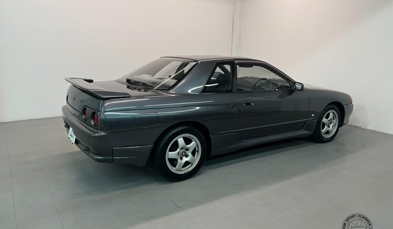 1992 Nissan Skyline GTS-t Type M full