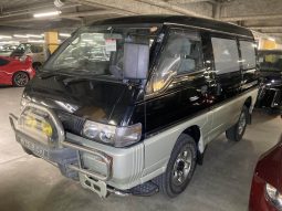 1994 Mitsubishi Delica Starwagon (Arrived) full