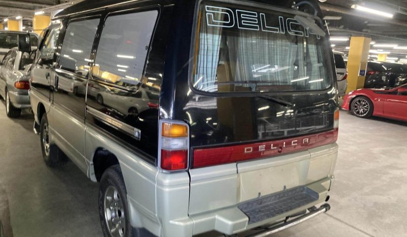 1994 Mitsubishi Delica Starwagon (Arrived) full