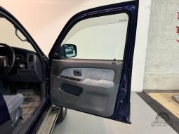 1996 Toyota Hilux Surf SSR-V full