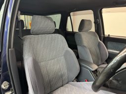 1996 Toyota Hilux Surf SSR-V full