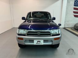 1996 Toyota Hilux Surf SSR-V full