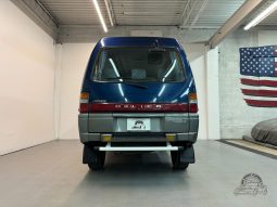 1998 Mitsubishi Delica GLX Starwagon full