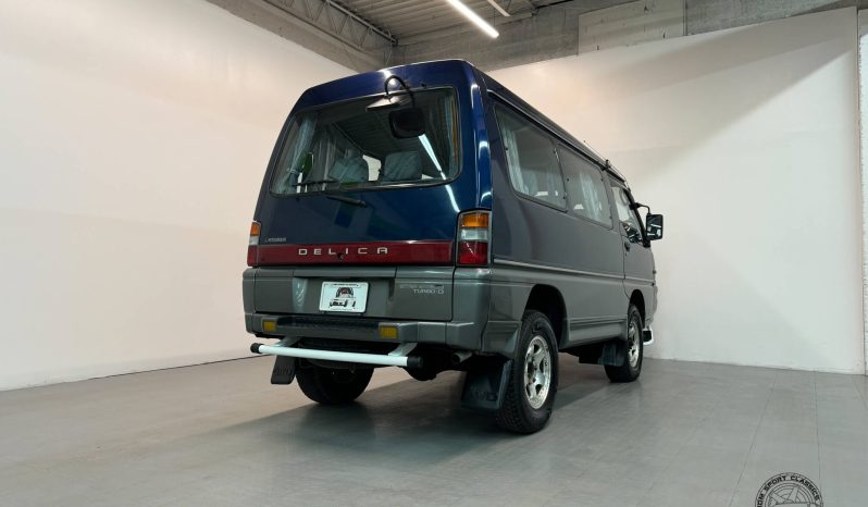 1998 Mitsubishi Delica GLX Starwagon full