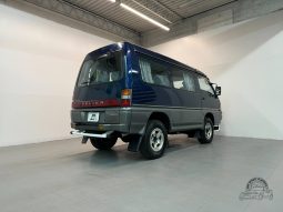 1998 Mitsubishi Delica GLX Starwagon full