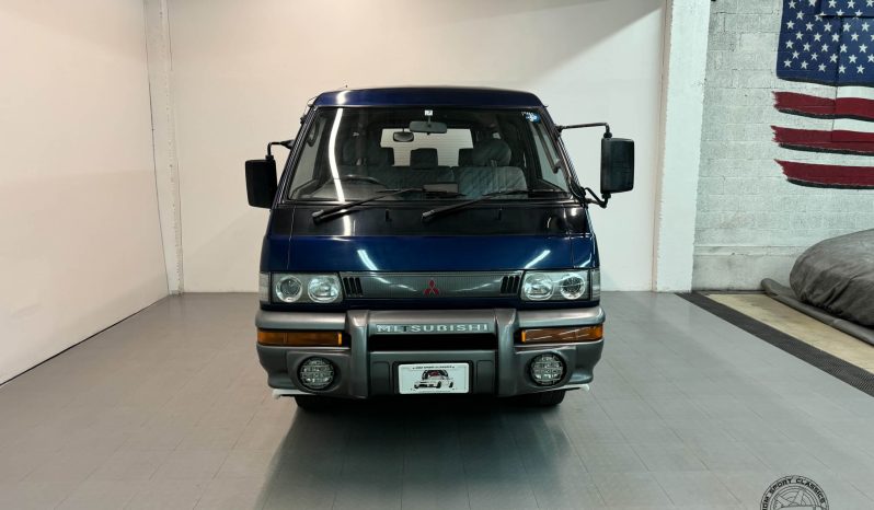 1998 Mitsubishi Delica GLX Starwagon full