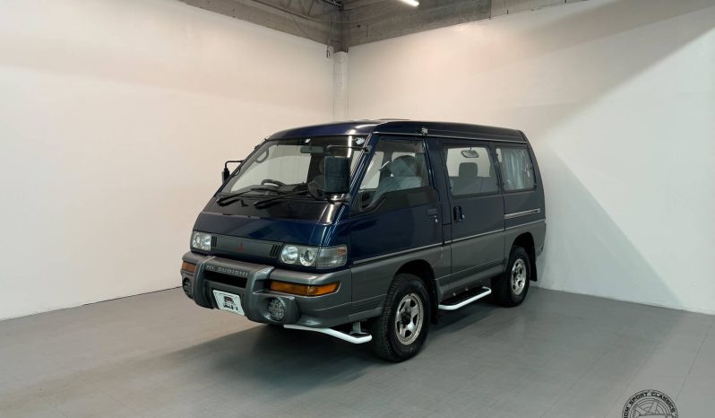 1998 Mitsubishi Delica GLX Starwagon full