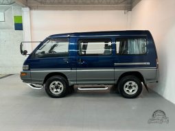 1998 Mitsubishi Delica GLX Starwagon full