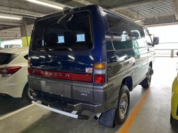 1998 Mitsubishi Delica Starwagon GLX full