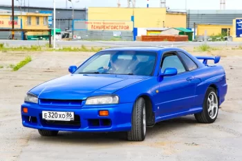 Nissa Skyline GTR in blue