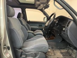 1996 Toyota Hilux Surf SSR-G full